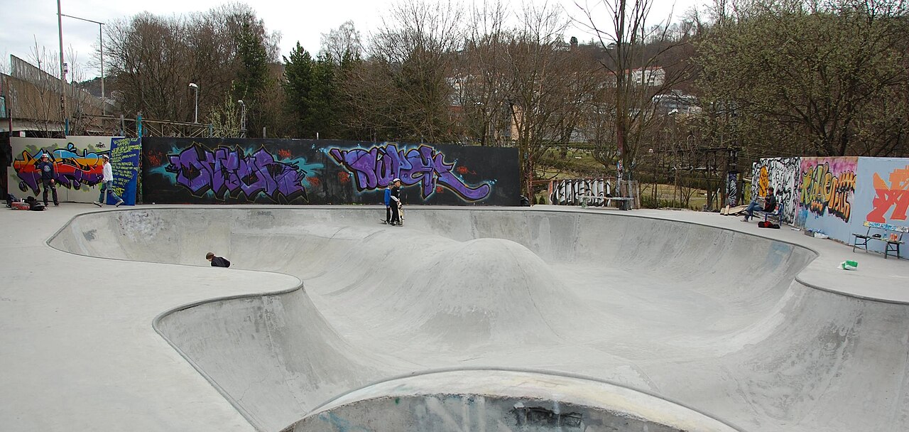 Gamlebyen bowl